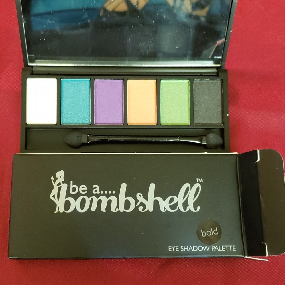 💋5 for $20💋 Be a bombshell 6 shade palette.